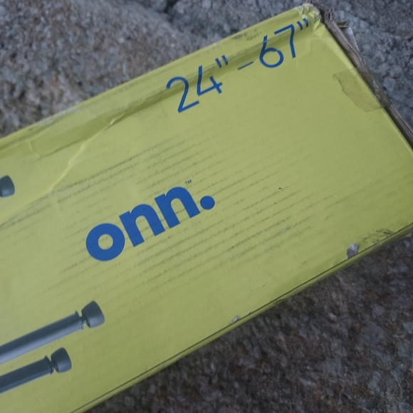 Onn Focus tripod with smartphone cradle 24-67" - Picture 8 of 9